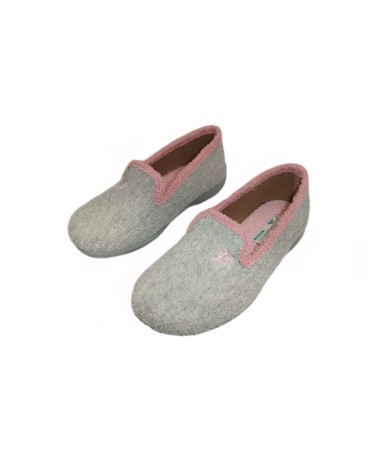 ZAPATILLA CERADA RIZO GRIS RIBETE ROSA