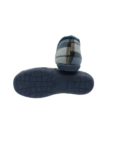 Zapatilla cerrada cuadros marino