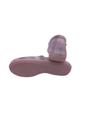ZAPATILLAS CERRADAS CUADROS MALVA