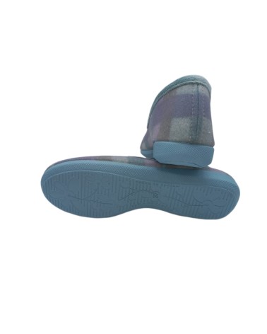 ZAPATILLAS CERRADAS CUADROS AZUL