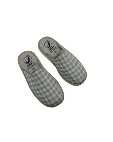 ZAPATILLA DESCALZA CUADROS VERDE